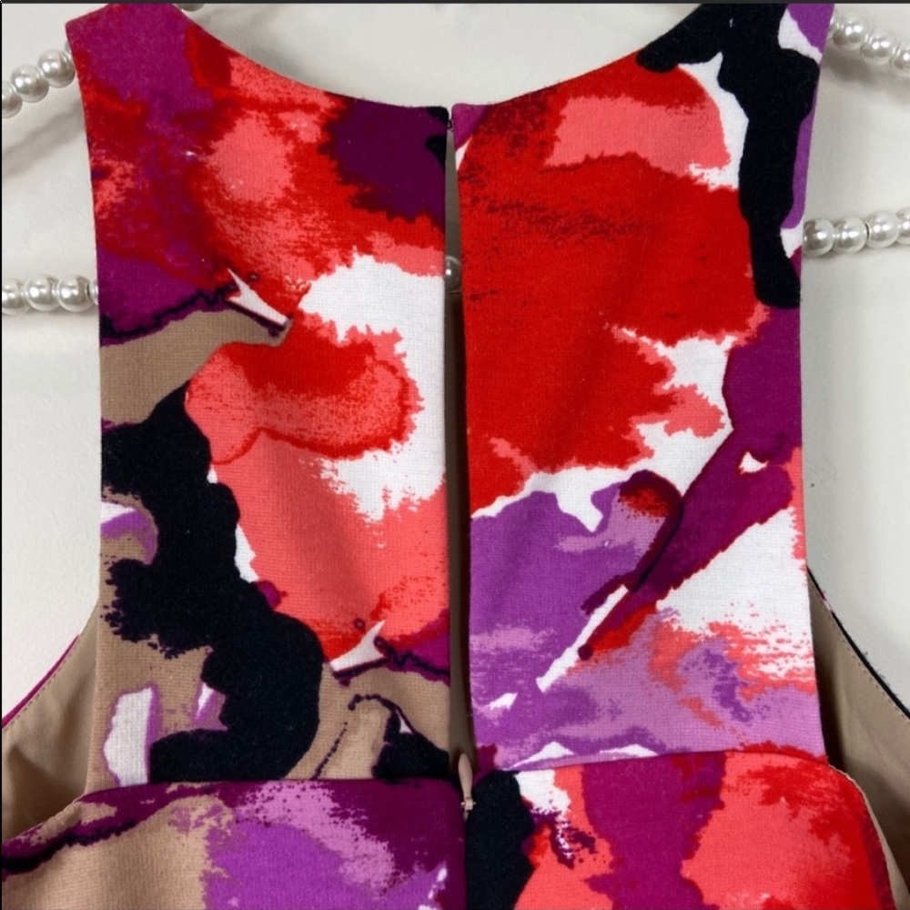 Trina Turk Floral Fit and Flare Dress size 4 - Picture 5 of 8